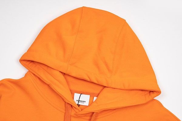 ☆超人気☆バーバリー アプライドロゴ入りコットンパーカー コピー Bam77205
